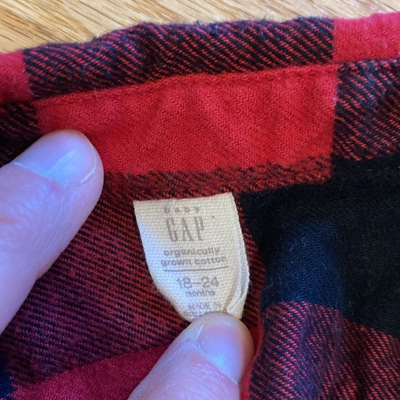 Baby Gap 18-24 mos Buffalo plaid flannel button down - Picture 3 of 4